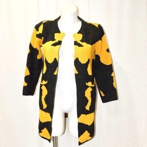 Beuruga - Korean Brand Long yellow and dark grey knitted cardigan, size Large
